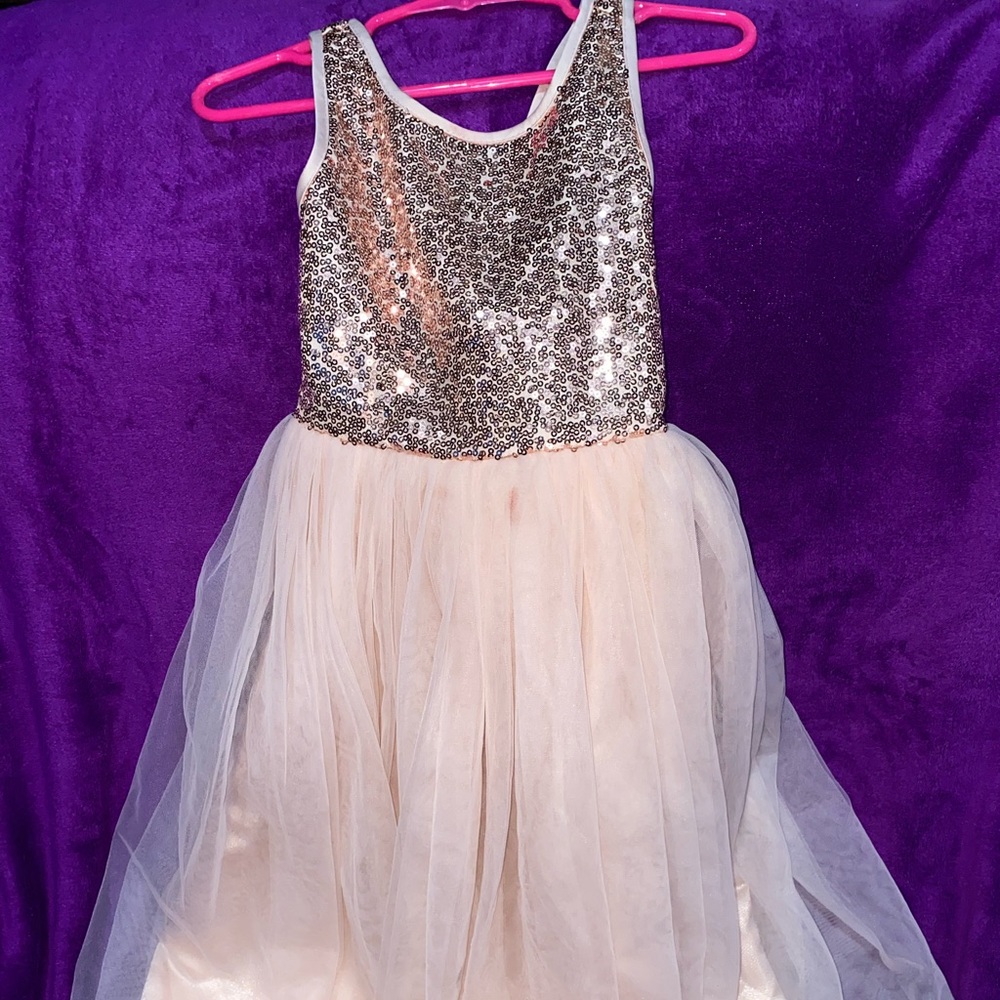 Girls toddler dress.